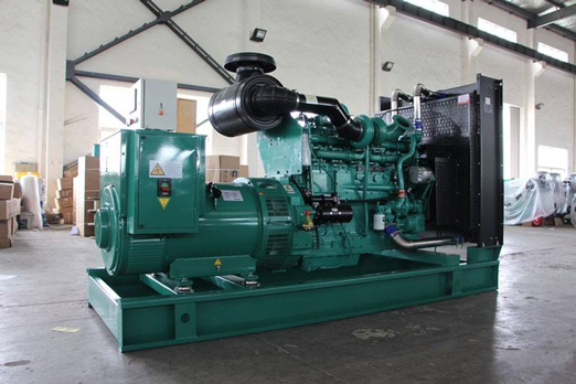 延津320kw康明斯柴油发电车出租组图片 延津320kw康明斯柴油发电车出租组图片